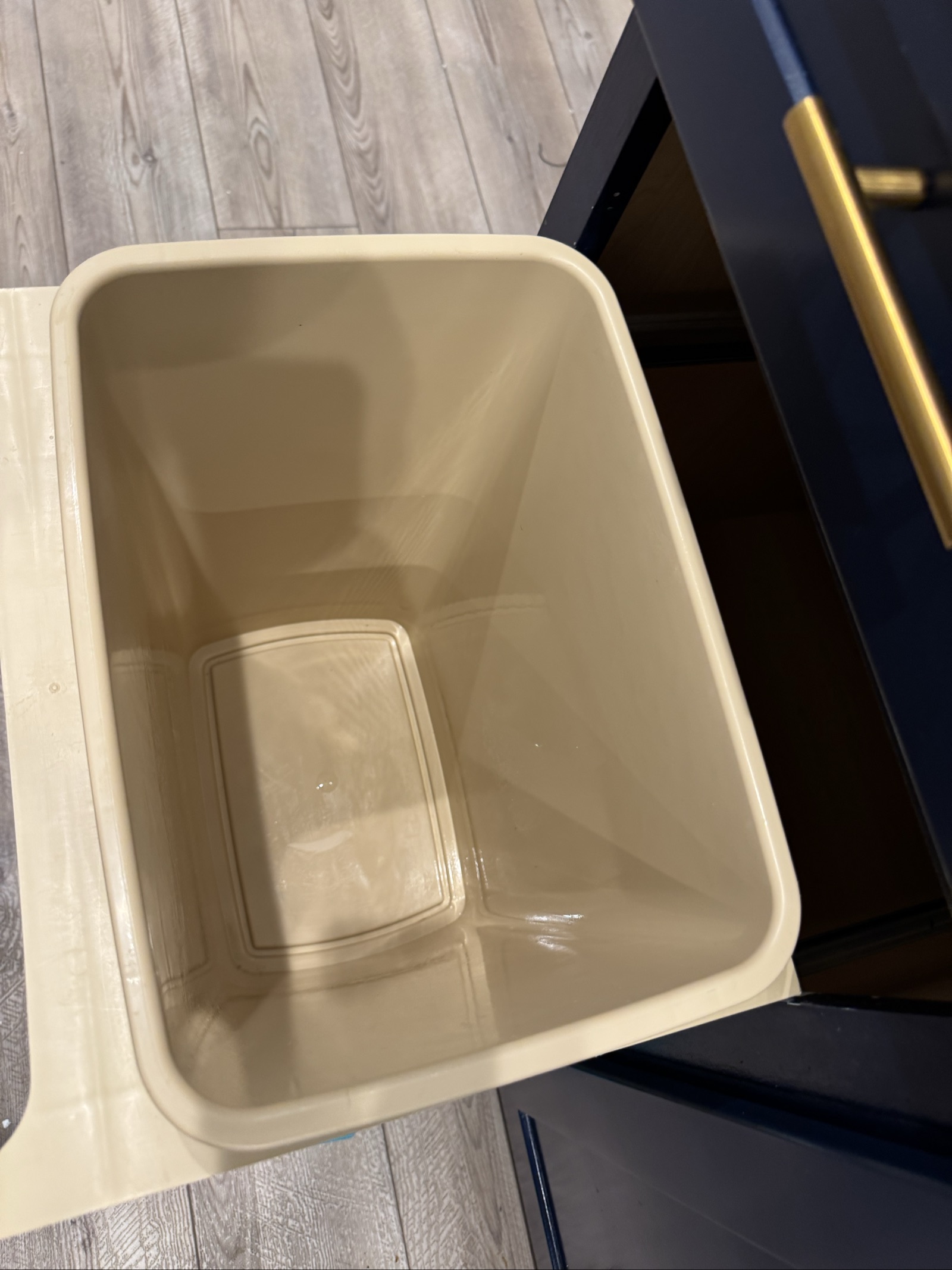 Minimalist bedroom with bed made in beige and white tones