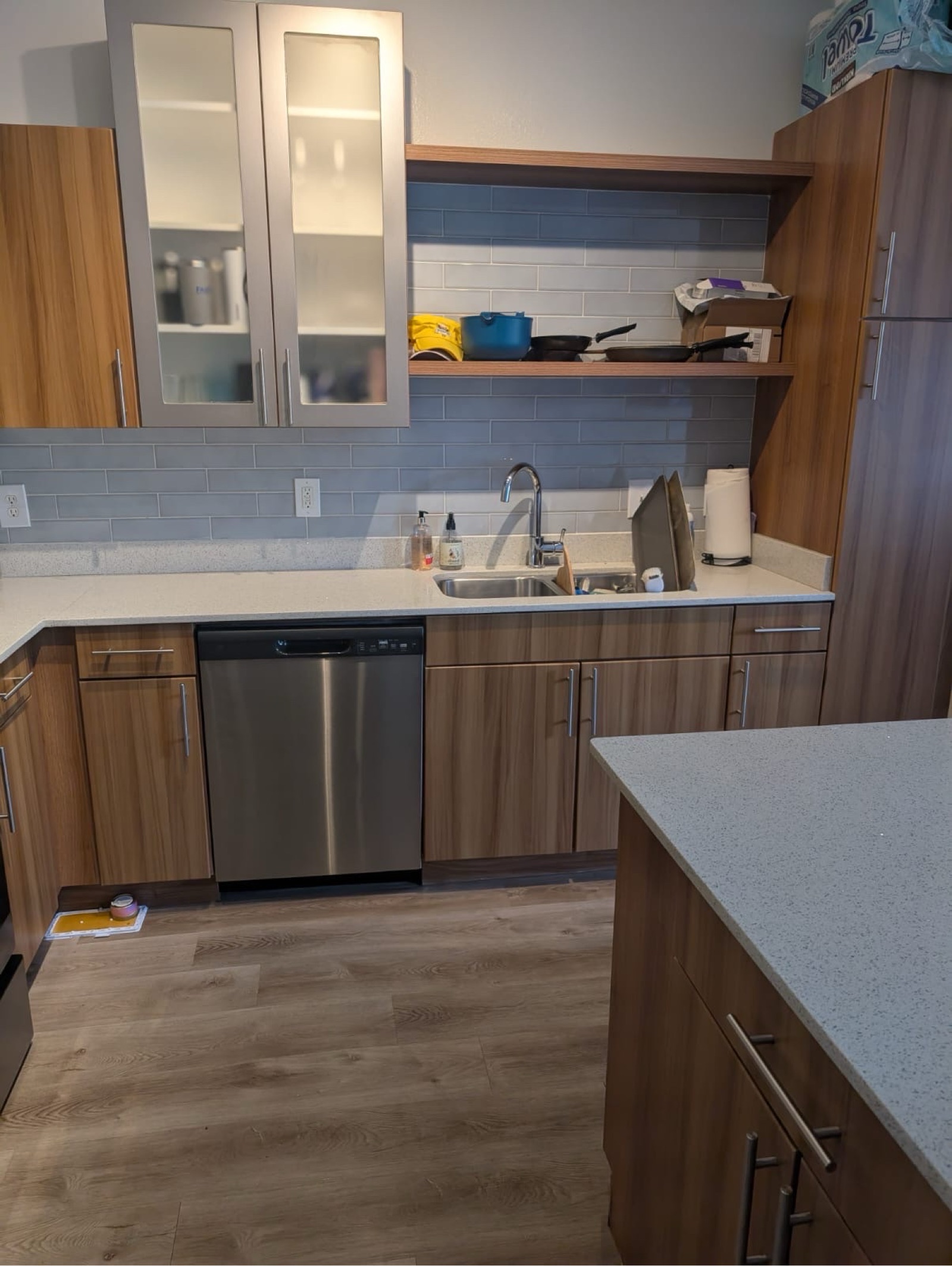 The same kitchen after the deep clean